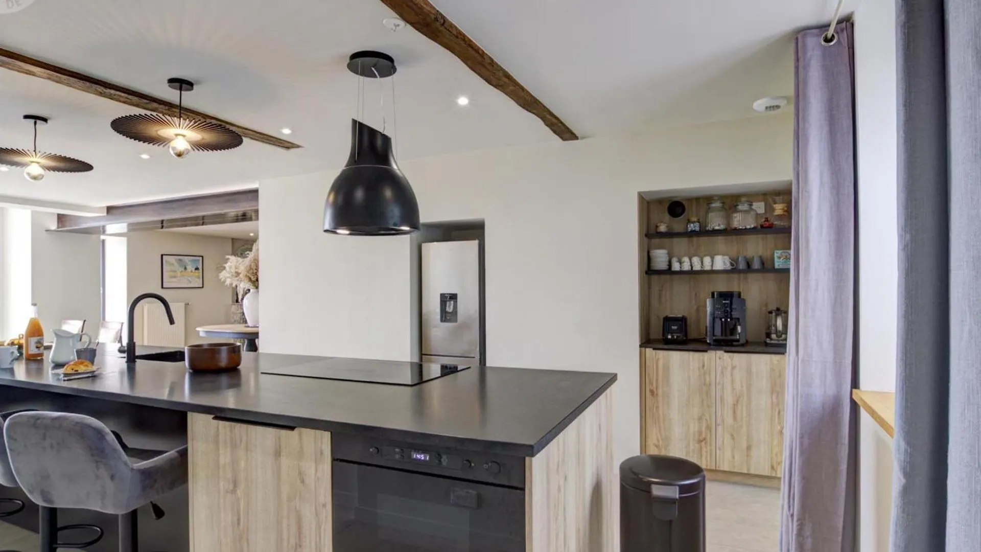 Maison Mitoyenne Spacieuse Avec Jardin, Terrasse Et Internet - Fr-1-496-312 Saint-Symphorien-de-Lay France