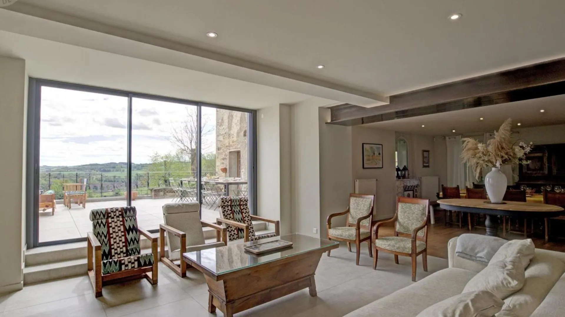 Maison Mitoyenne Spacieuse Avec Jardin, Terrasse Et Internet - Fr-1-496-312 Saint-Symphorien-de-Lay Holiday home